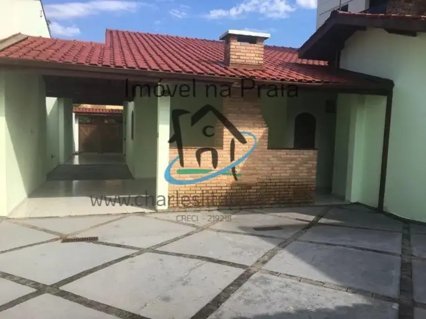 Foto 1 de Casa com 3 quartos à venda, 218m2 em Centro, Ubatuba - SP