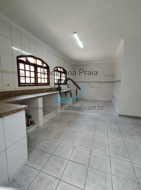 Foto 8 de Casa com 4 quartos à venda, 220m2 em São João, Jacarei - SP
