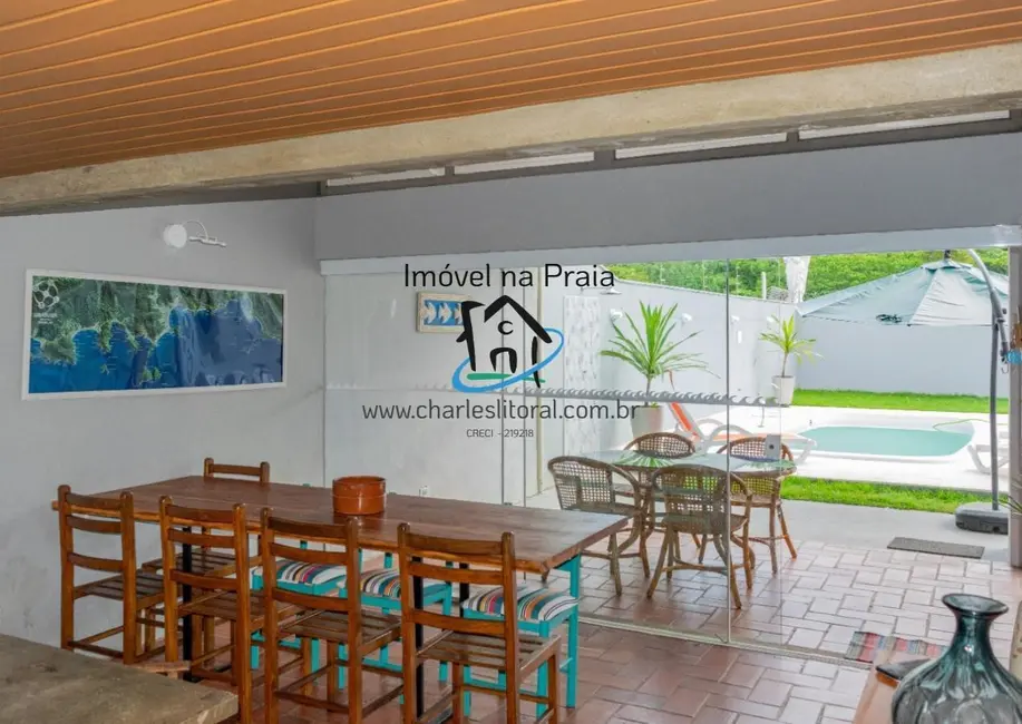 Foto 7 de Casa com 3 quartos à venda, 300m2 em Ubatuba - SP