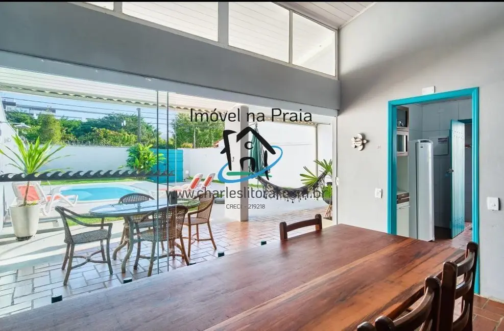 Foto 6 de Casa com 3 quartos à venda, 300m2 em Ubatuba - SP