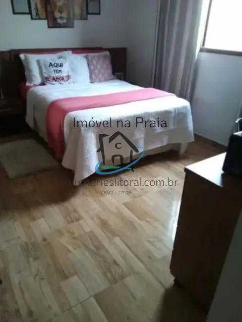 Casa com 2 quartos à venda, 100m2 em Jardim Tarumãs, Caraguatatuba - SP - imagem 4 Foto 4 de Casa com 2 quartos à venda, 100m2 em Jardim Tarumãs, Caraguatatuba - SP