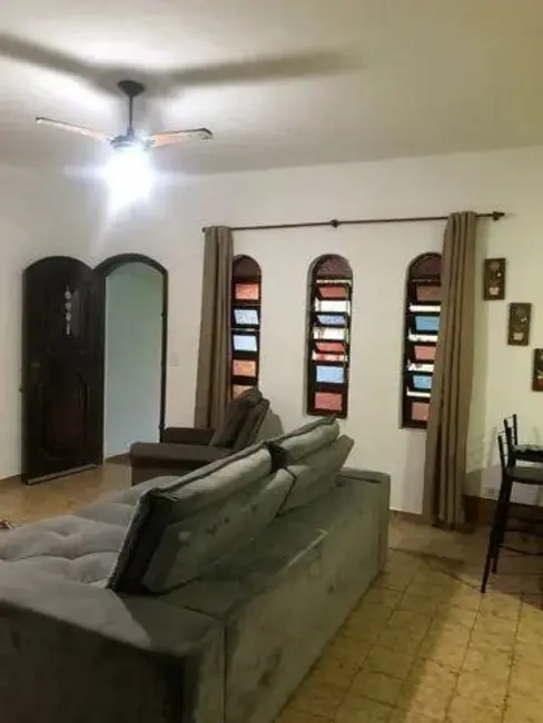 Foto 4 de Casa com 3 quartos à venda, 100m2 em Praia das Palmeiras, Caraguatatuba - SP