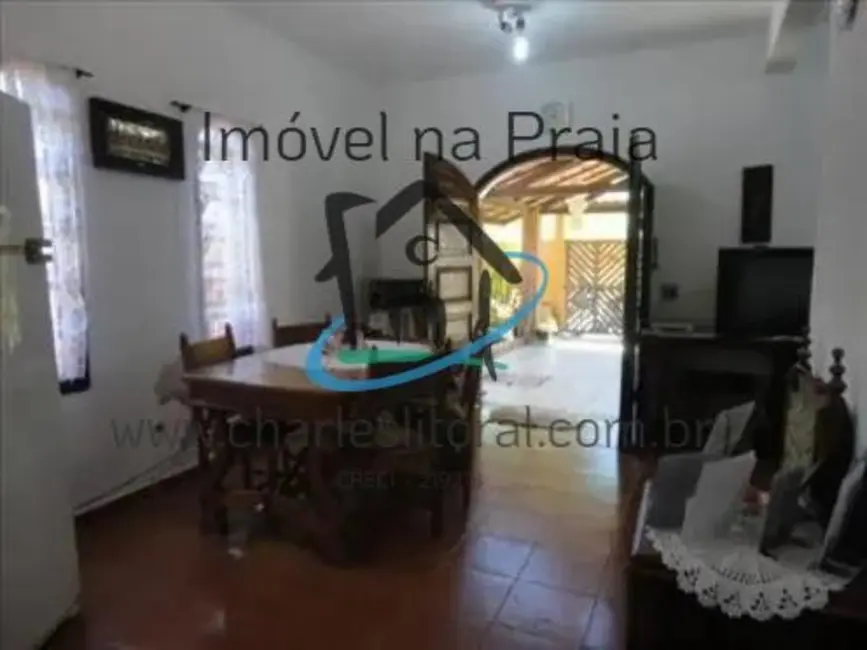 Casa com 4 quartos à venda, 280m2 em Balneário Copacabana, Caraguatatuba - SP - imagem 8 Foto 8 de Casa com 4 quartos à venda, 280m2 em Balneário Copacabana, Caraguatatuba - SP