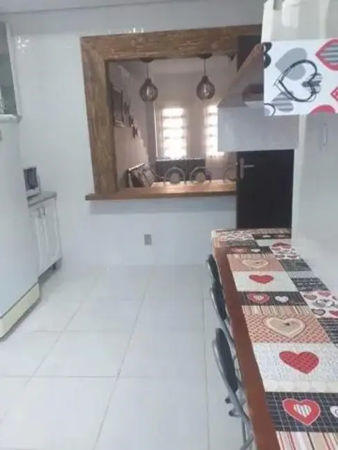 Foto 5 de Casa com 2 quartos à venda, 90m2 em Martim de Sá, Caraguatatuba - SP