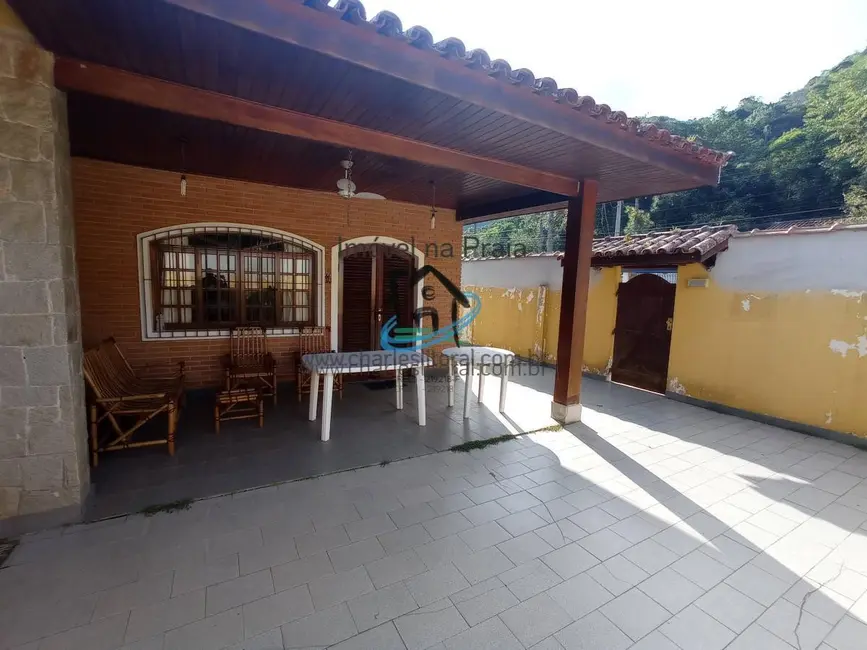 Foto 6 de Casa com 5 quartos à venda, 187m2 em Ubatuba - SP