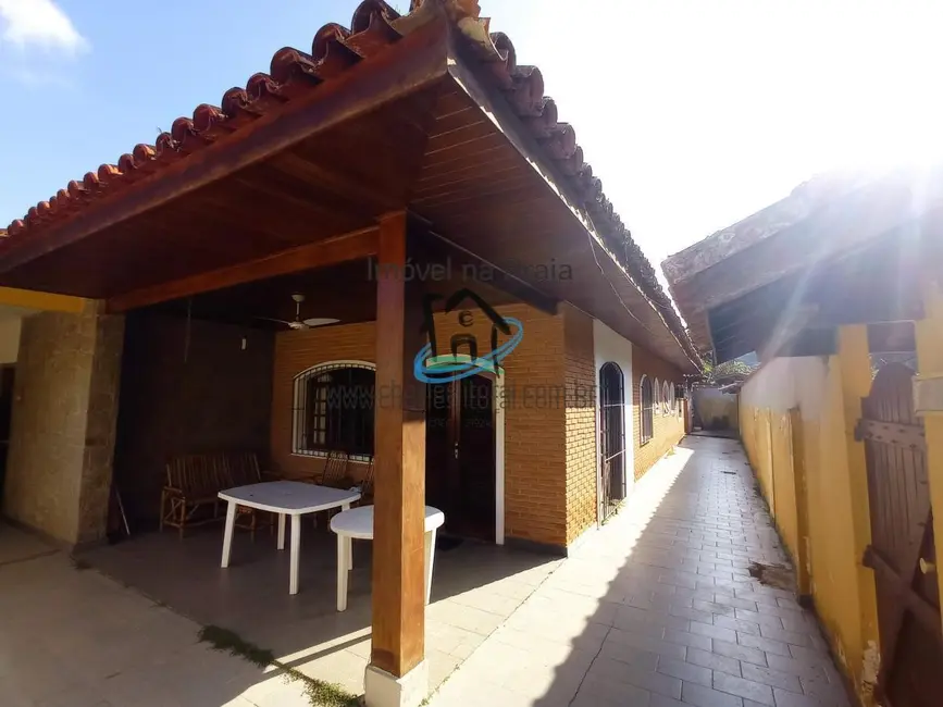 Foto 3 de Casa com 5 quartos à venda, 187m2 em Ubatuba - SP