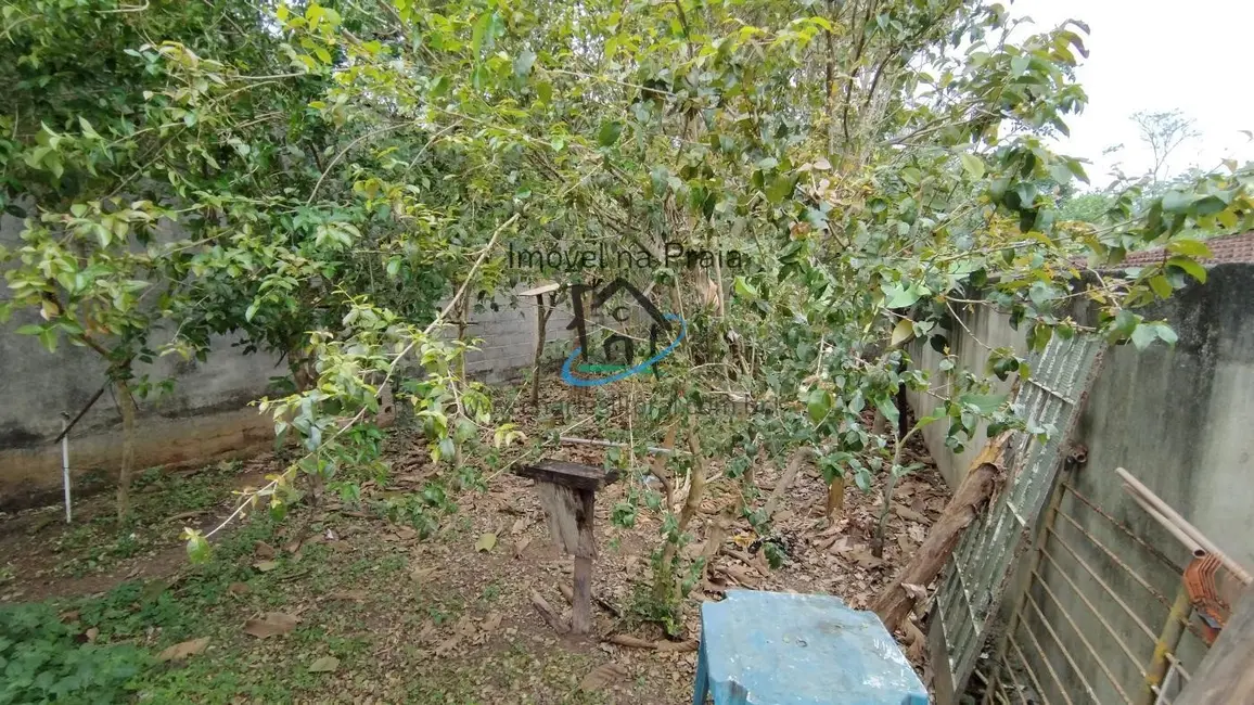 Foto 9 de Casa com 1 quarto à venda, 250m2 em Caraguatatuba - SP