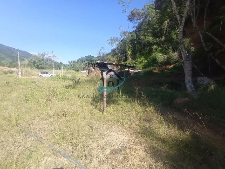 Foto 3 de Terreno / Lote à venda, 731m2 em Ubatuba - SP