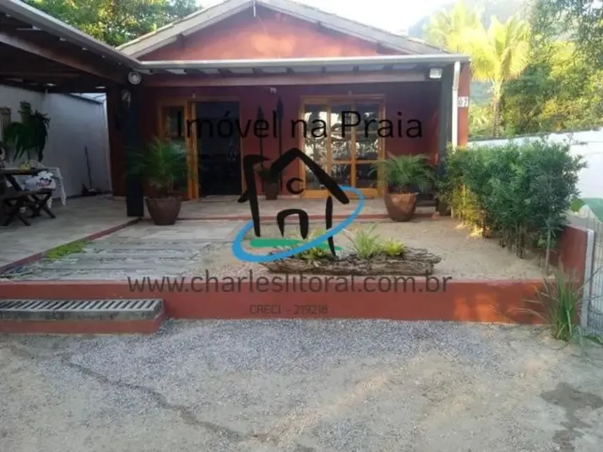 Foto 1 de Casa com 4 quartos à venda, 550m2 em Ubatuba - SP