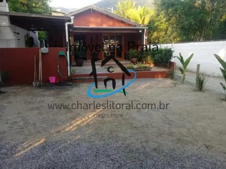 Foto 2 de Casa com 4 quartos à venda, 550m2 em Ubatuba - SP