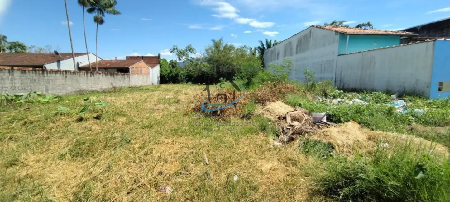 Foto 2 de Terreno / Lote à venda, 245m2 em Jardim das Gaivotas, Caraguatatuba - SP