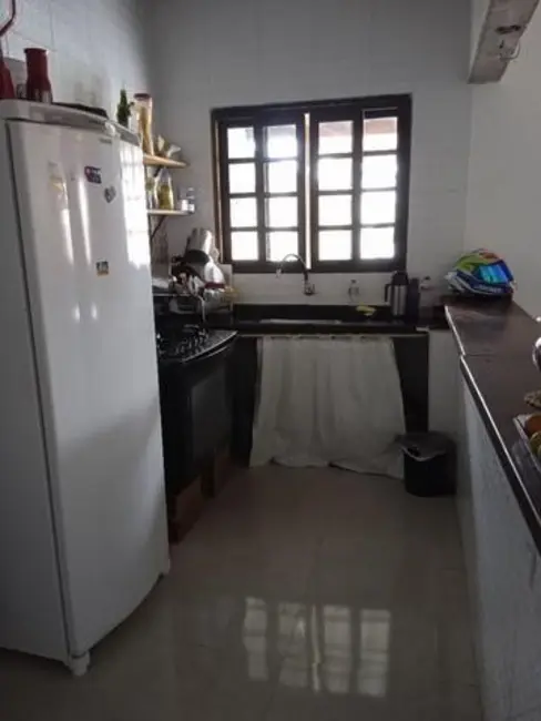 Foto 3 de Casa com 1 quarto à venda, 300m2 em Balneário dos Golfinhos, Caraguatatuba - SP