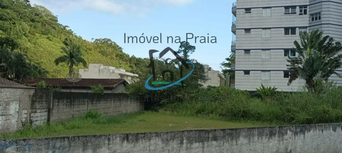 Foto 1 de Terreno / Lote à venda, 450m2 em Caraguatatuba - SP