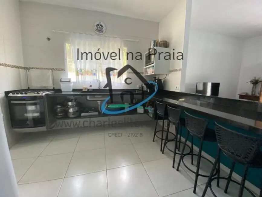 Foto 3 de Casa com 2 quartos à venda, 150m2 em Ubatuba - SP