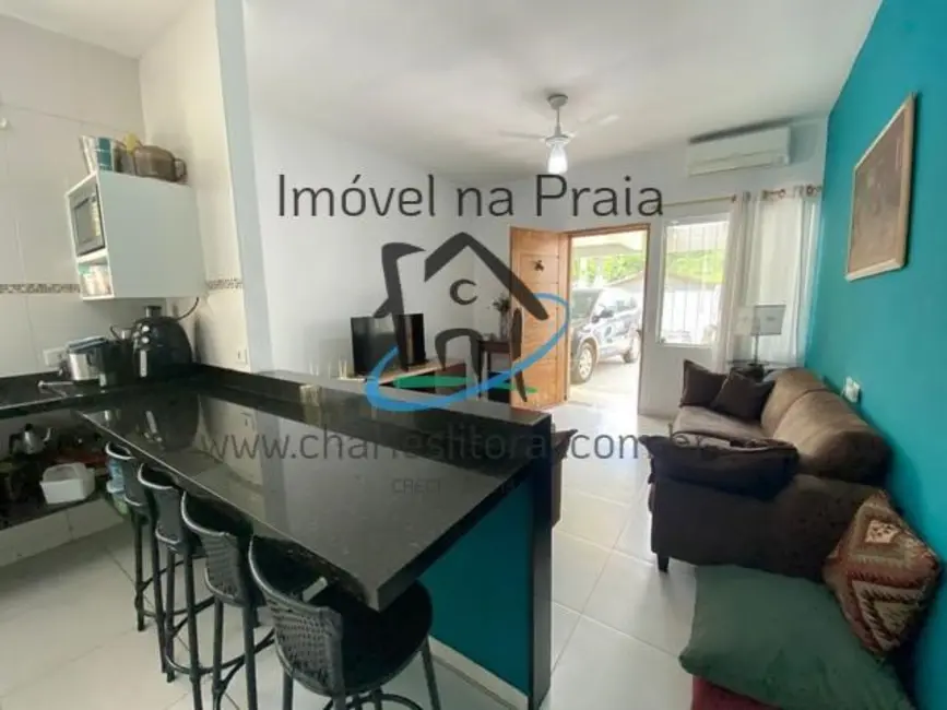 Foto 1 de Casa com 2 quartos à venda, 150m2 em Ubatuba - SP