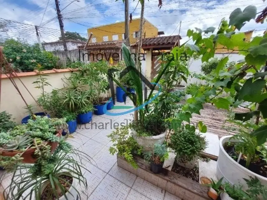 Foto 2 de Casa com 5 quartos à venda, 90m2 em Ubatuba - SP