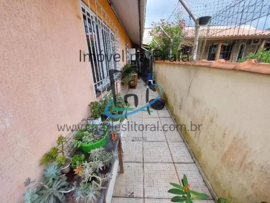 Foto 5 de Casa com 5 quartos à venda, 90m2 em Ubatuba - SP
