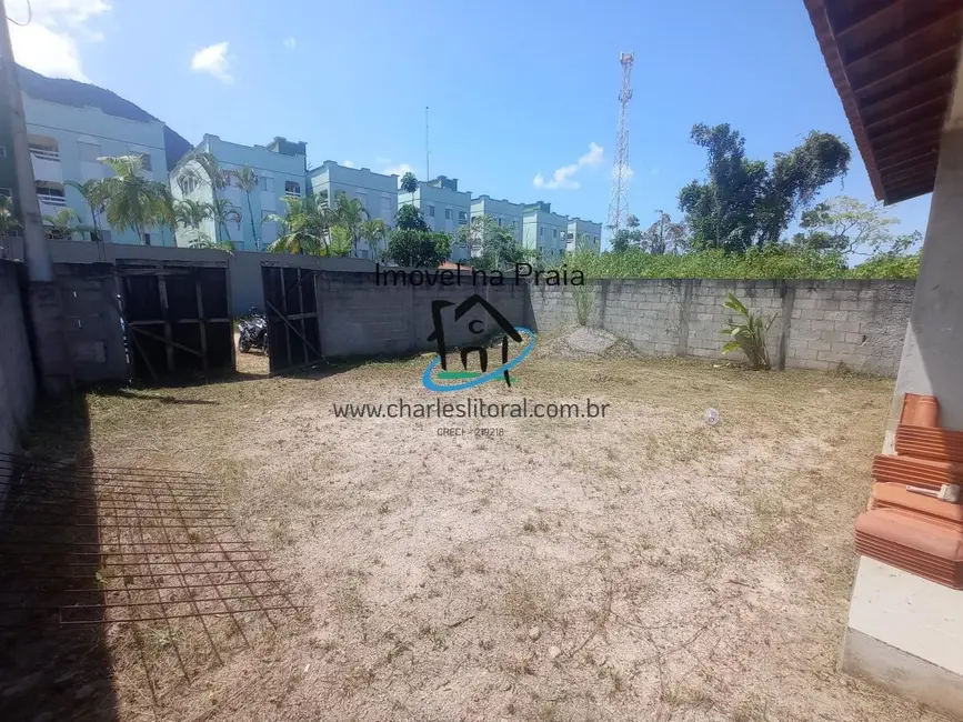 Foto 8 de Casa com 2 quartos à venda, 78m2 em Ubatuba - SP
