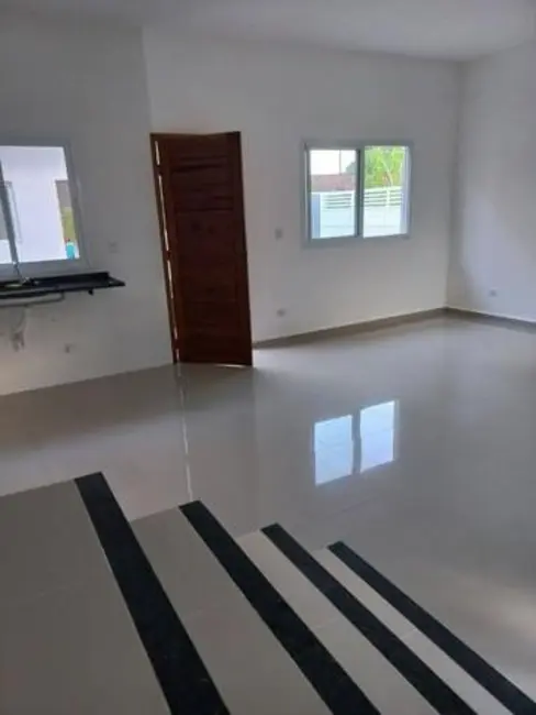 Foto 3 de Casa com 2 quartos à venda, 95m2 em Massaguaçu, Caraguatatuba - SP
