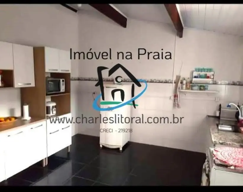 Casa com 4 quartos à venda, 203m2 em Getuba, Caraguatatuba - SP - imagem 8 Foto 8 de Casa com 4 quartos à venda, 203m2 em Getuba, Caraguatatuba - SP