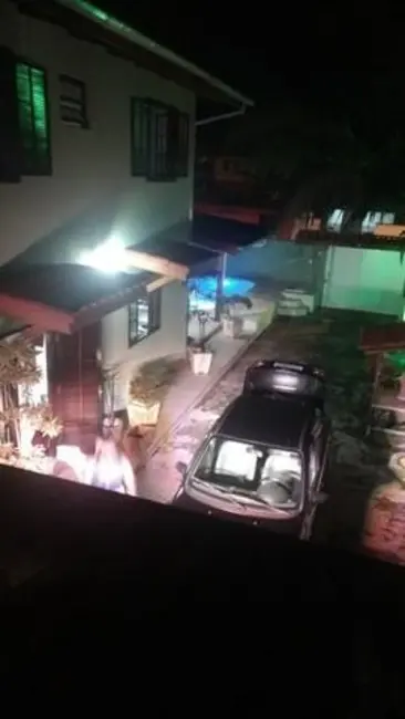 Foto 5 de Casa com 4 quartos à venda, 250m2 em Ubatuba - SP