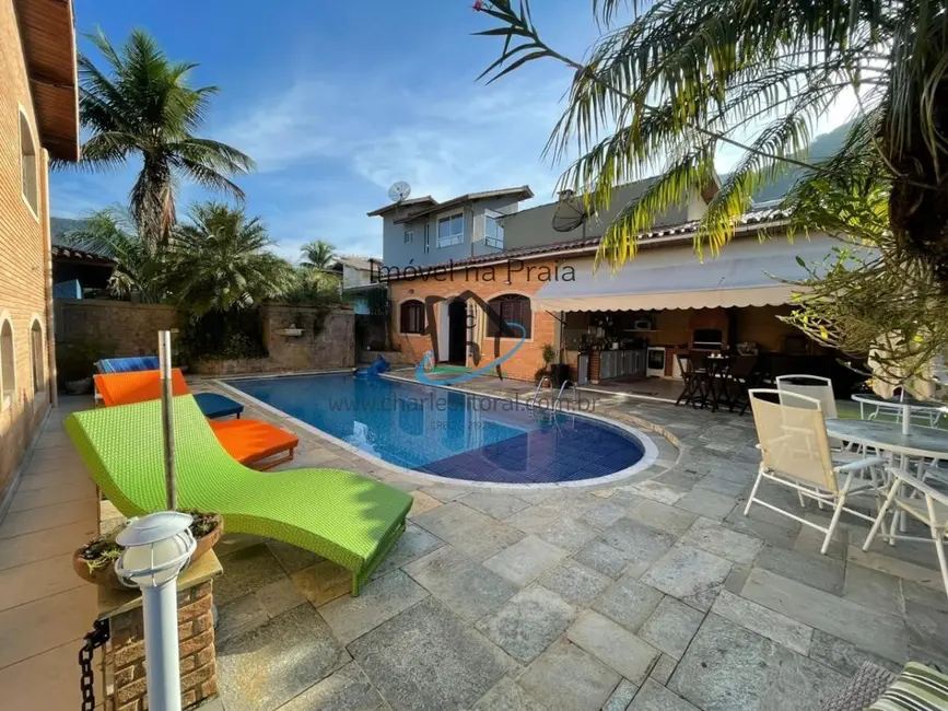 Foto 1 de Casa de Condomínio com 7 quartos à venda, 375m2 em Ubatuba - SP