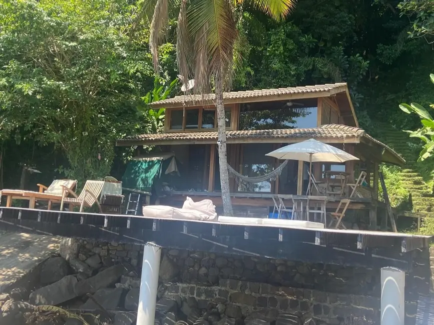 Foto 6 de Casa com 2 quartos à venda, 200m2 em Ubatuba - SP