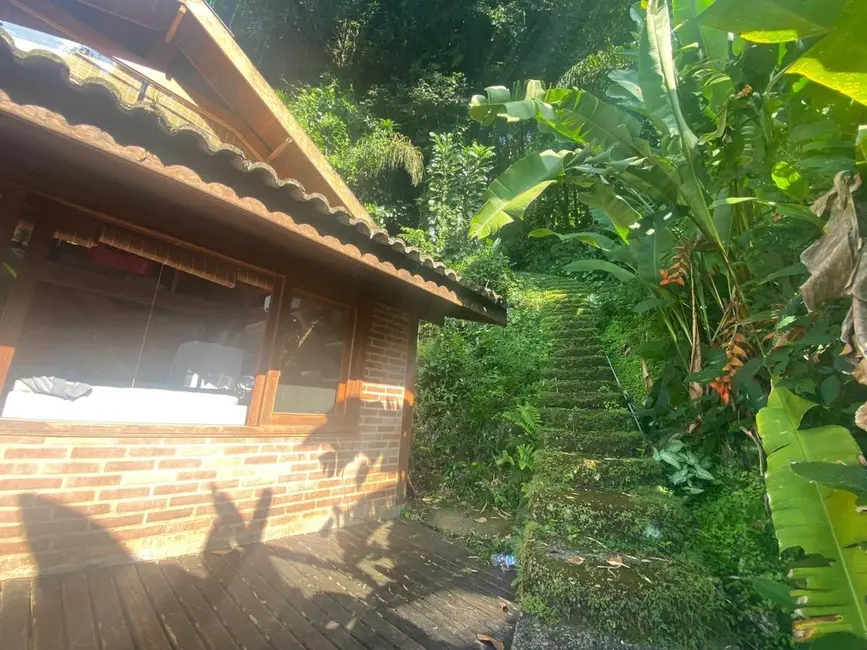 Foto 8 de Casa com 2 quartos à venda, 200m2 em Ubatuba - SP