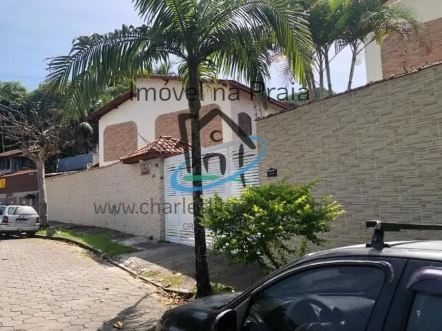 Foto 1 de Casa com 2 quartos à venda, 80m2 em Martim de Sá, Caraguatatuba - SP