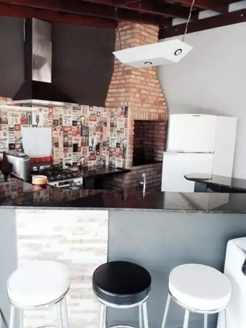 Casa com 9 quartos à venda, 345m2 em Balneário dos Golfinhos, Caraguatatuba - SP - imagem 4 Foto 4 de Casa com 9 quartos à venda, 345m2 em Balneário dos Golfinhos, Caraguatatuba - SP