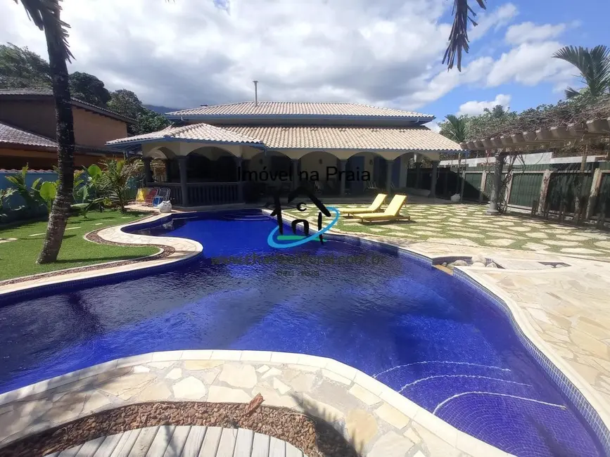 Foto 4 de Casa com 7 quartos à venda, 364m2 em Ubatuba - SP