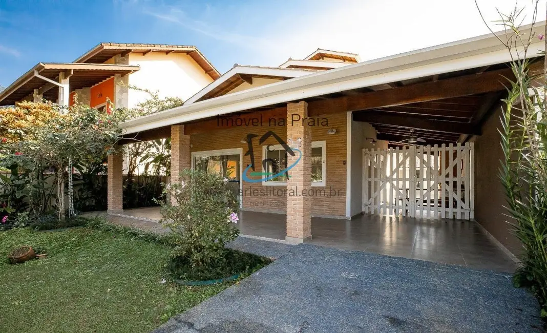 Casa com 3 quartos à venda, 173m2 em Ubatuba - SP - imagem 2 Foto 2 de Casa com 3 quartos à venda, 173m2 em Ubatuba - SP