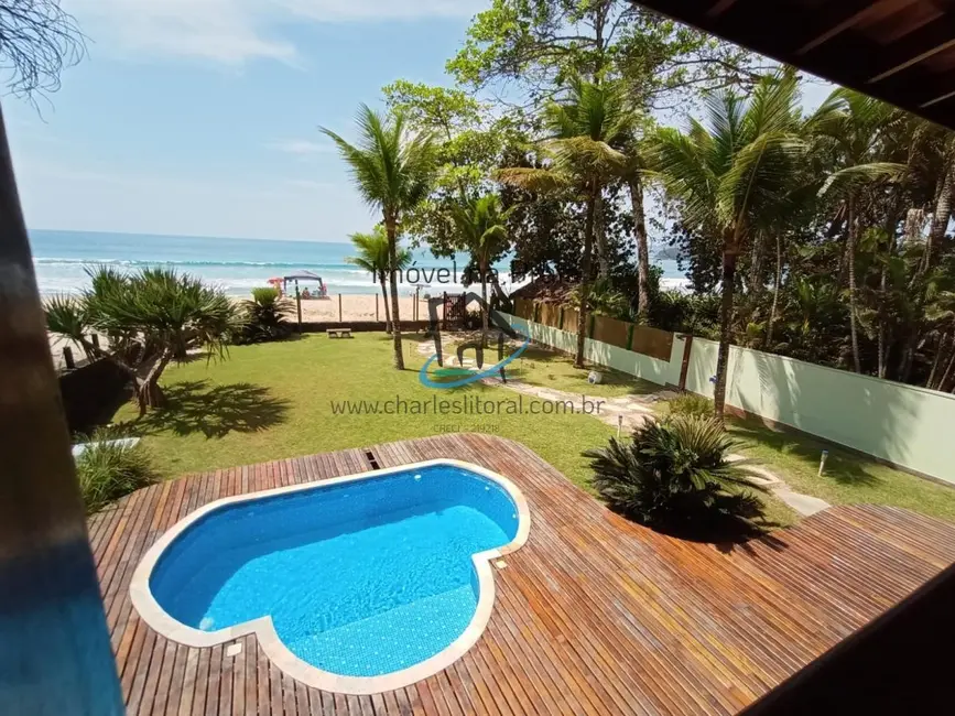 Foto 8 de Casa com 4 quartos à venda, 258m2 em Ubatuba - SP