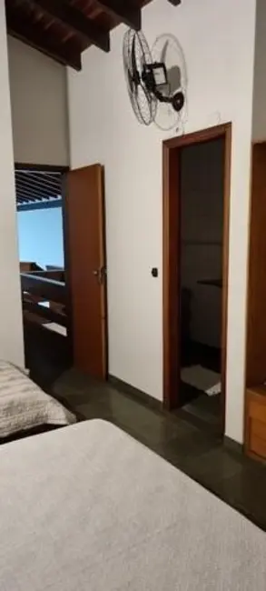 Foto 9 de Casa com 4 quartos à venda, 200m2 em Massaguaçu, Caraguatatuba - SP