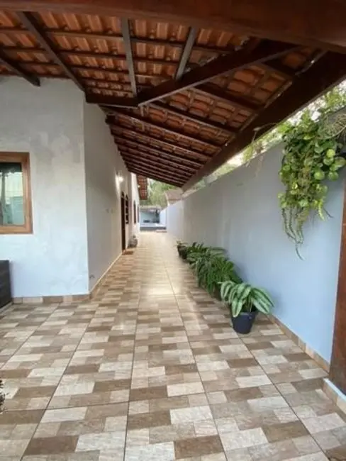 Foto 3 de Casa com 3 quartos à venda, 200m2 em Ubatuba - SP