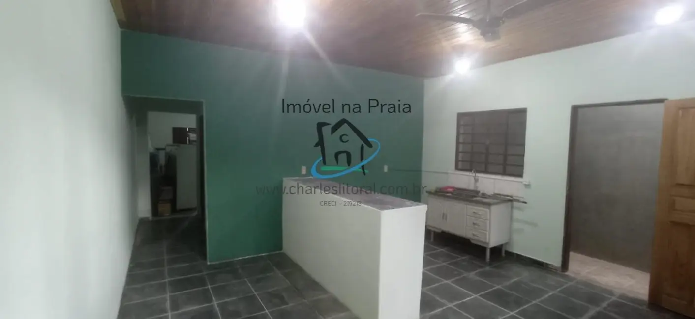 Foto 1 de Casa com 2 quartos à venda, 75m2 em Ubatuba - SP