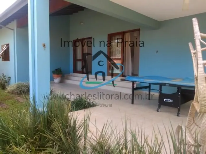 Foto 3 de Casa com 6 quartos à venda, 460m2 em Ubatuba - SP