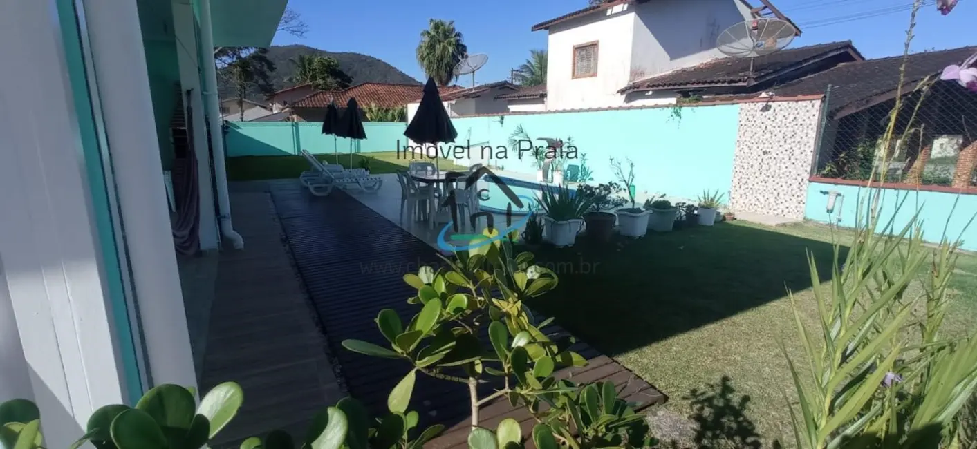 Foto 9 de Casa com 4 quartos à venda, 171m2 em Ubatuba - SP