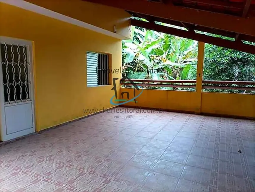 Foto 2 de Casa com 2 quartos à venda, 160m2 em Ubatuba - SP
