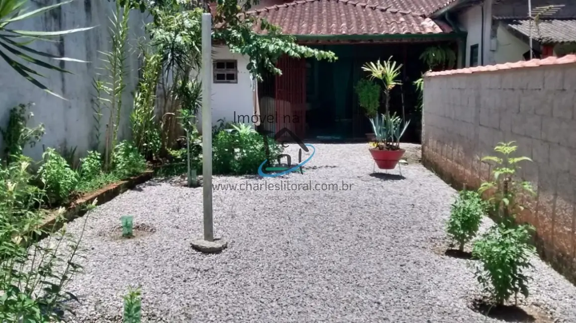 Foto 1 de Casa com 1 quarto à venda, 40m2 em Ubatuba - SP