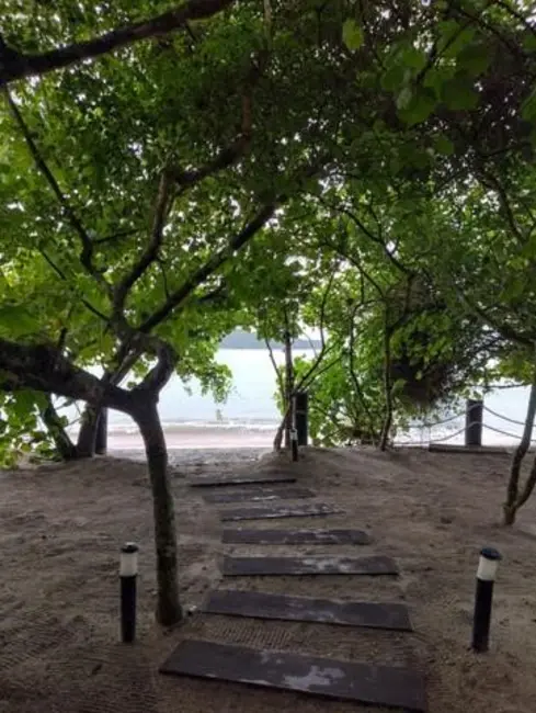 Foto 4 de Terreno / Lote à venda, 1700m2 em Praia da Mococa, Caraguatatuba - SP