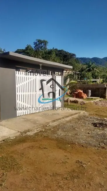 Foto 2 de Casa com 2 quartos à venda, 60m2 em Ubatuba - SP