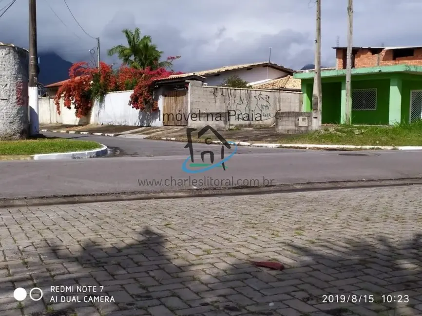 Foto 1 de Casa com 4 quartos à venda, 187m2 em Caraguatatuba - SP