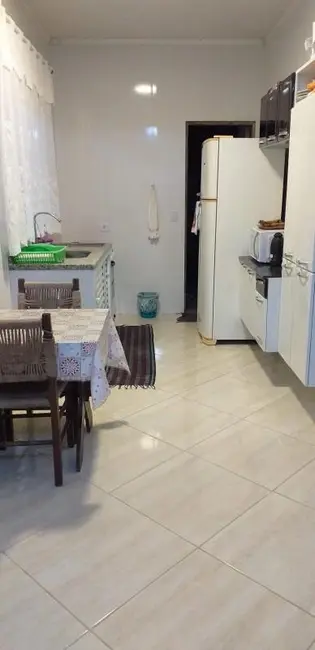 Foto 4 de Casa com 2 quartos à venda, 70m2 em Ubatuba - SP