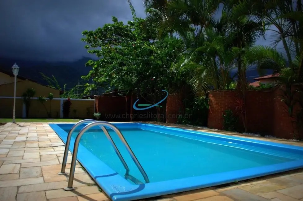 Foto 6 de Casa com 6 quartos à venda, 280m2 em Massaguaçu, Caraguatatuba - SP