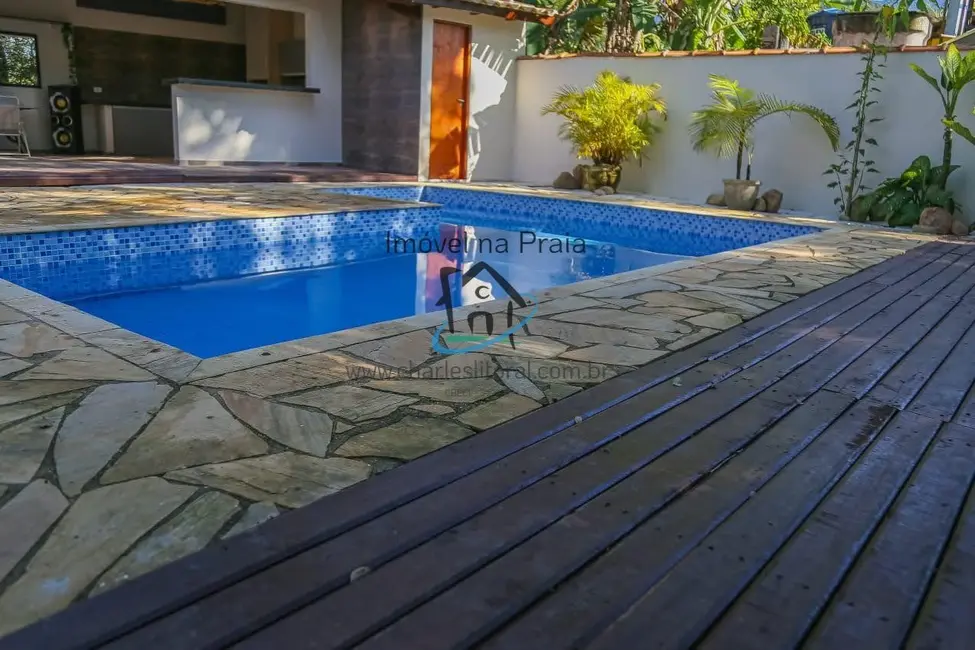 Foto 9 de Casa de Condomínio com 4 quartos à venda, 255m2 em Caraguatatuba - SP