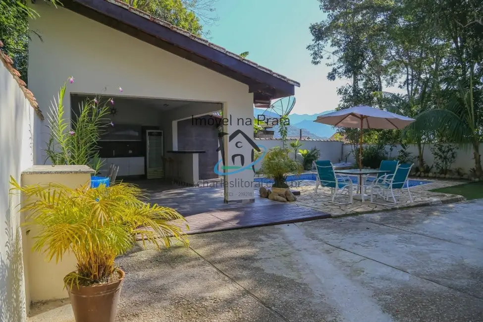 Foto 5 de Casa de Condomínio com 4 quartos à venda, 255m2 em Caraguatatuba - SP