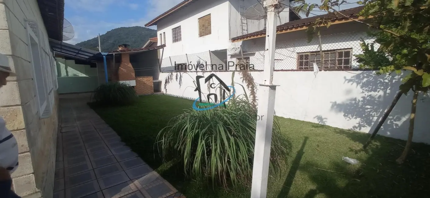 Foto 4 de Casa com 5 quartos à venda, 120m2 em Ubatuba - SP