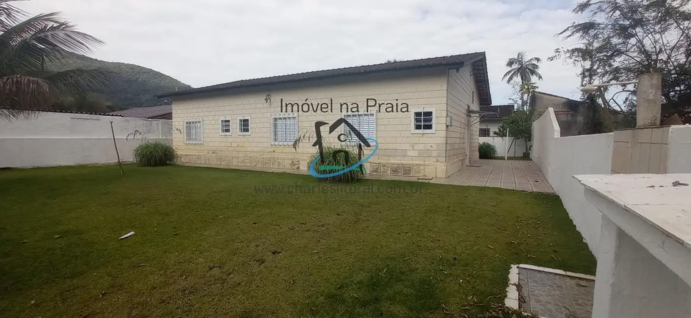 Foto 1 de Casa com 5 quartos à venda, 120m2 em Ubatuba - SP