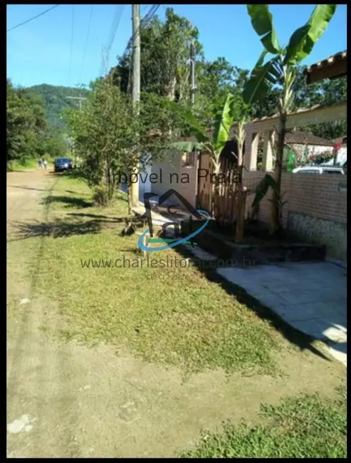 Casa com 3 quartos à venda, 125m2 em Ubatuba - SP - imagem 2 Foto 2 de Casa com 3 quartos à venda, 125m2 em Ubatuba - SP